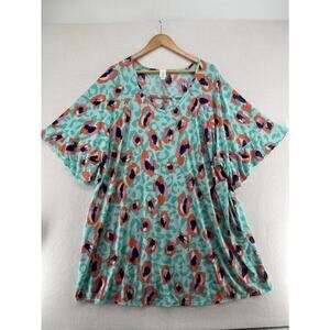 Women's Size 5X Crepas Boutique Tunic Top Short Sleeve Animal Print Bright Color